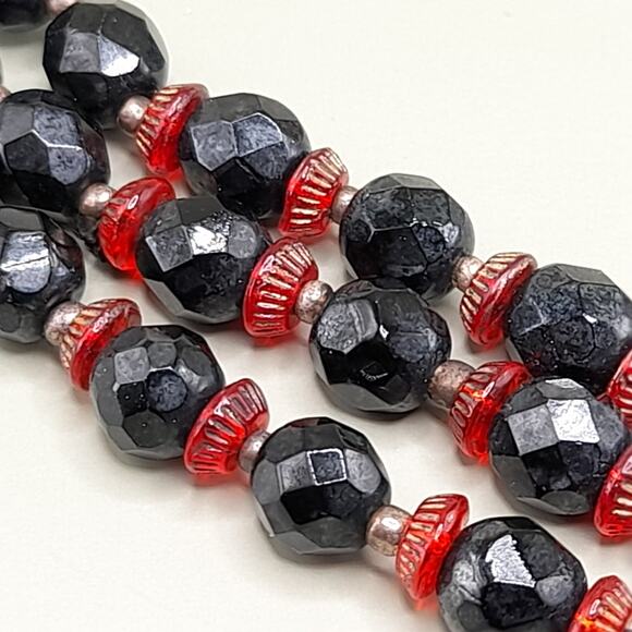 Vintage Western Germany Black Red Bead Necklace, 1950s, 15 Inch - Picture 8 of 13